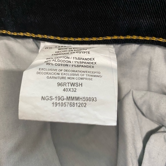 Wrangler Jeans - Picture 3 of 3